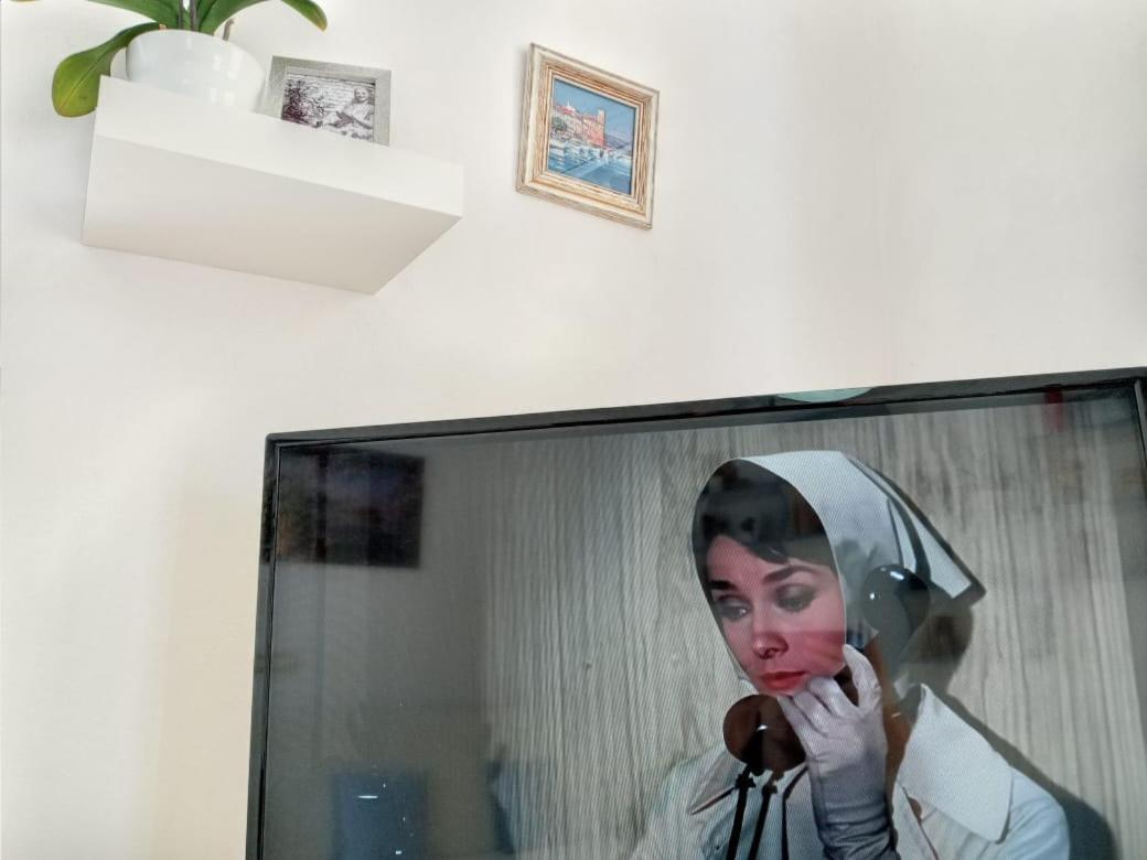 Kristi Apartment 2 Min To Sea Netflix & Espresso Station Sarande Exterior photo